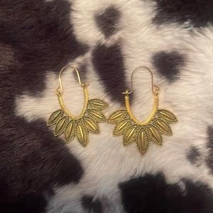 Gold earrings